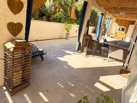 rez de villa 4 chambres