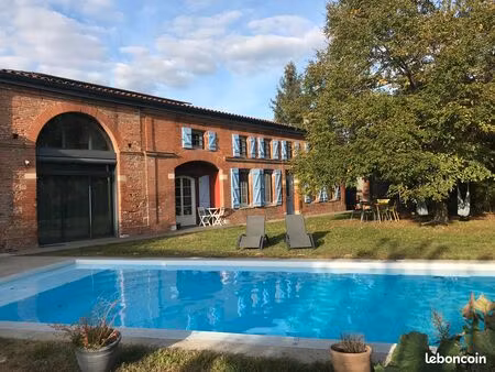 rare : grande toulousaine de 250 m²  jardin 980 m² avec piscine