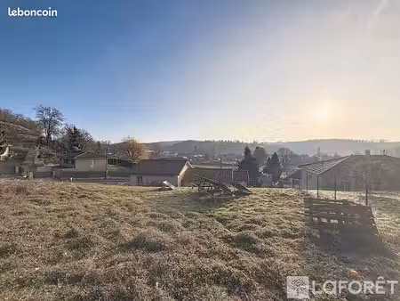 terrain 700 m² champier