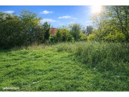 terrain constructible aumelas vers mairie