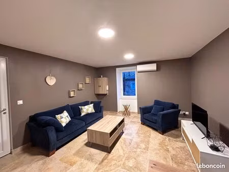 location meublée t3 bezouce   climatisé