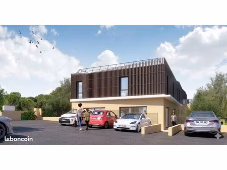 allauch – box paramédical 19m² à louer – 500 ht/hc/mois – idéal medecin/kiné/infirmier/ost