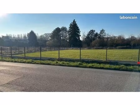 joli terrain à bâtir à larcay proche de tours