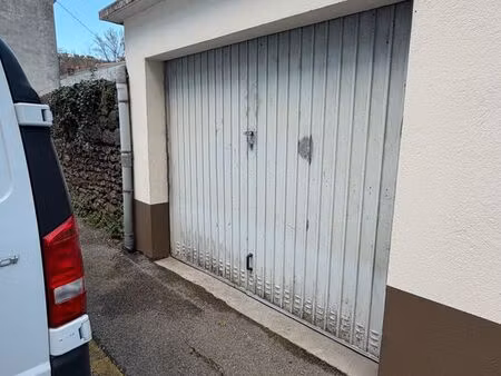 garage à louer