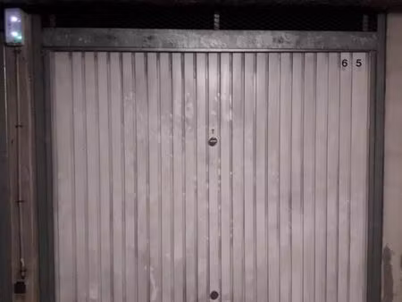 garage/box 12 m² les angles