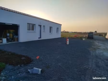 location maison neuve doix