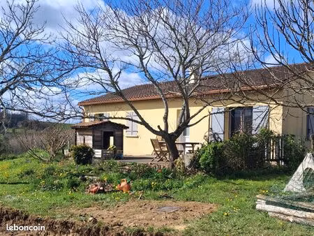 maison a louer a l annee