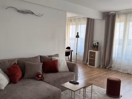 superbe t3 rénové avec balcon - 73 m2 - olivet