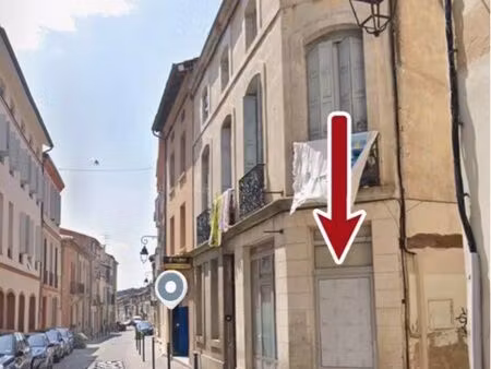 panneau publicitaire en centre ville