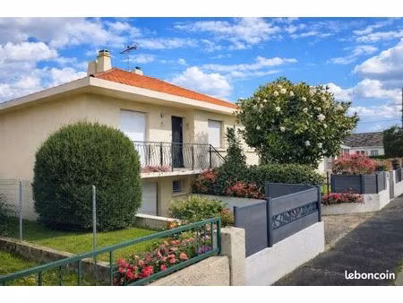 maison familiale avec jardin