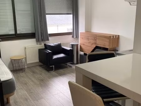 studio meublé ; ideal stagiaire  saisonnier   etudiant