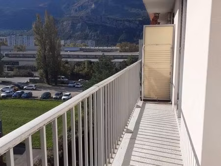 appartement 3 pièces 65 m2