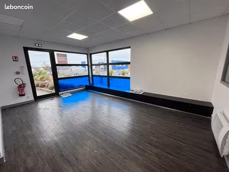 bureaux 251 m² gouesnou