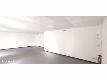 local professionnel bureau