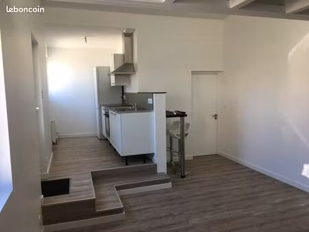 location - les herbiers – centre – surface 30m2