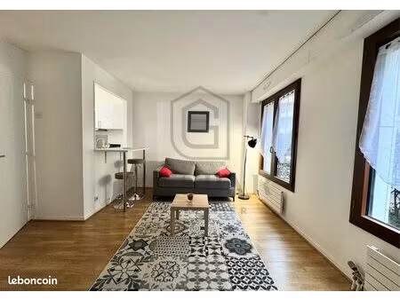 studio 1 pièce 31 m²