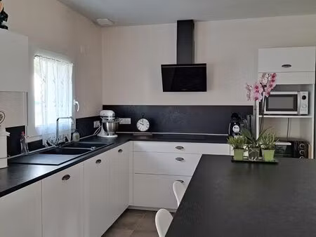 maison à louer à l'année