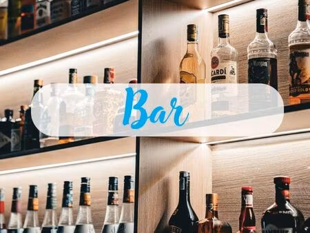 bar 81 m² la forêt-fouesnant