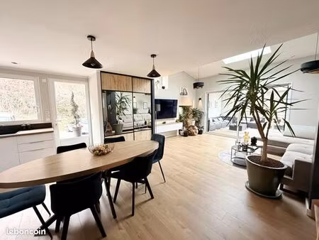 maison 2 pièces 68 m²