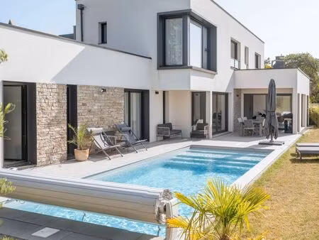 maison d'architecte– 168m² – piscine