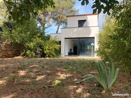 maison - 4 pièces - 96m²