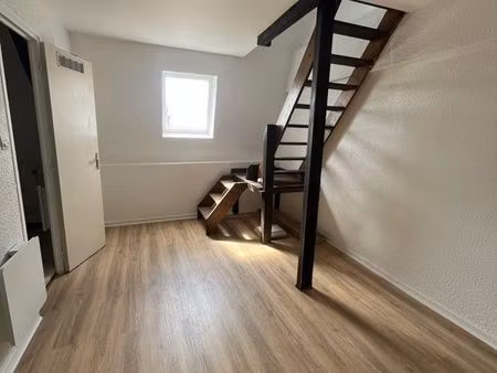 grand t2 duplex en centre ville