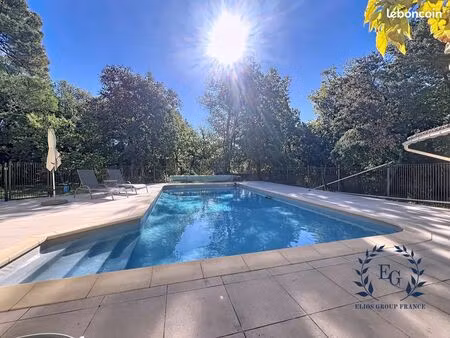 villa 6 pièces 136 m²