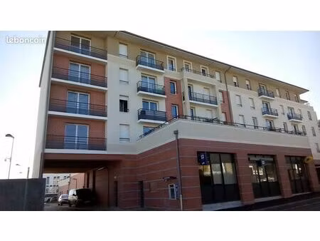 appartement f2 + parking