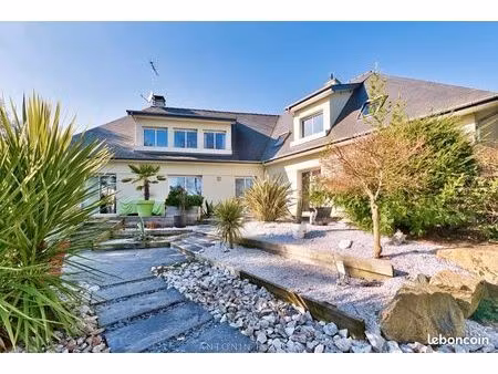 maison familiale d’architecte de 300 m² entre rennes et saint-malo