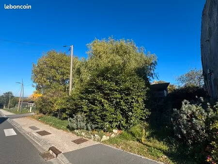 terrain à batir le fieu