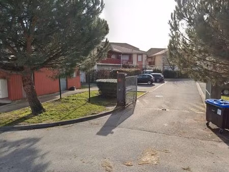 place de parking résidence sécurisée