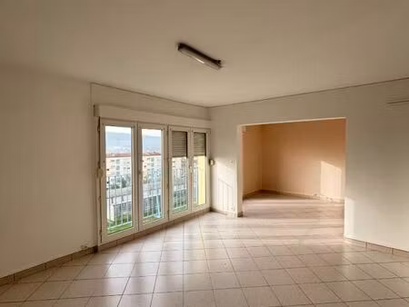 appartement 3 pièces 69 m²