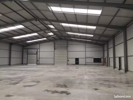 530m² - terrasson - zone artisanale - bureaux & entrepôt