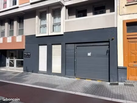 parking garage couvert