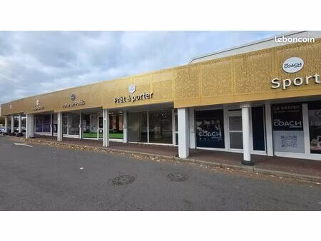 local commercial 48 m2