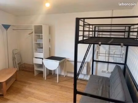 studio à louer au mois