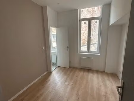 chambre étudiant 15 m²+ pièce de vie commune