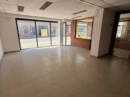 local à louer usage commercial ou bureaux ou profession libérale centre-ville de landrecie