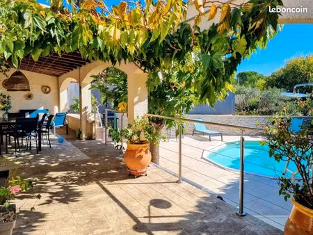 maison t4 avec piscine à montpellier