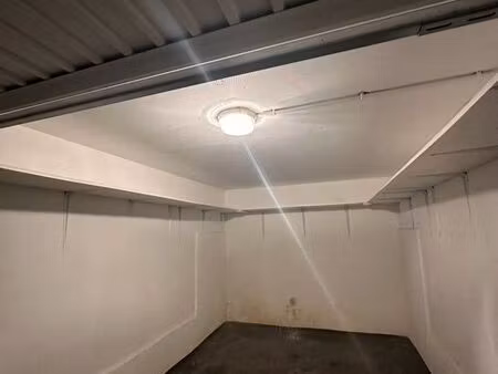 garage st tropez dans résidence sécurisée avec gardien