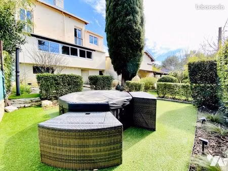 maison 5 pièces 127 m²