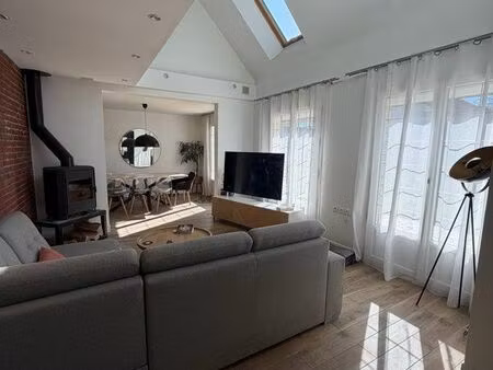 maison 171 m² 4 chambres + piscine chauffée + garage + sous sol