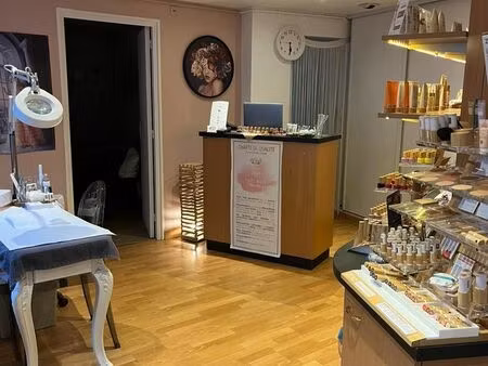 institut de beauté / onglerie