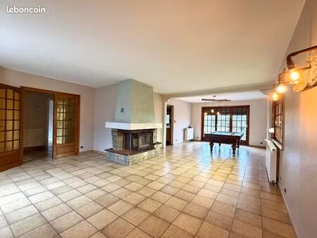 rare : maison indépendante  5ch  exposé plein sud