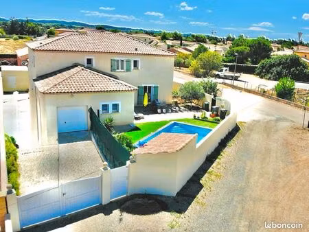 superbe villa non mitoyenne récente de 233m2 - jardin piscine garage