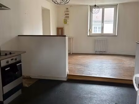 appartement t2 - 35m² - entièrement rénové - verberie