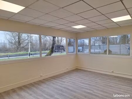 bureau a louer 42 m² bruges