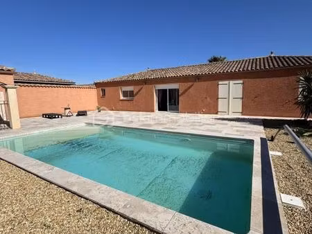 villa 4 pièces 120 m²