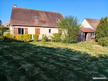 maison 140 m2 - 5 chambres - 1335m2 terrain