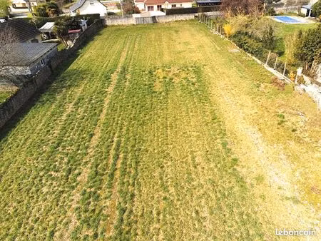 terrain 936 m² bordes